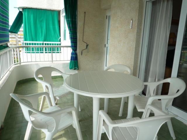 Apartamentos Marblau Varios 1, 2 Y 3 Dormitorios - Julio Y Agosto Solo Familias Playa de Gandia Esterno foto